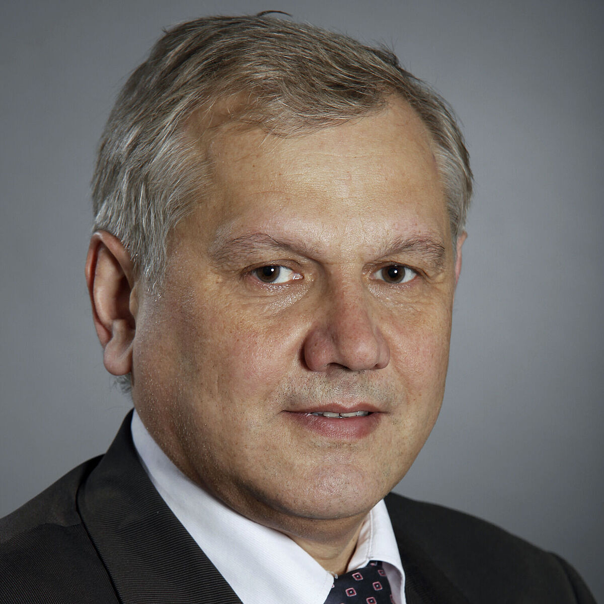 Prof. Dr.-Ing. habil. <br> Nikolai Kornev